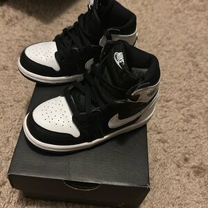 Toddler boy Jordan 1’s